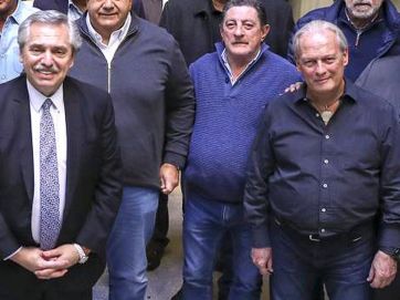 Batakis mete bisturí en el Estado en busca del equilibrio fiscal y los gremios ya están alerta