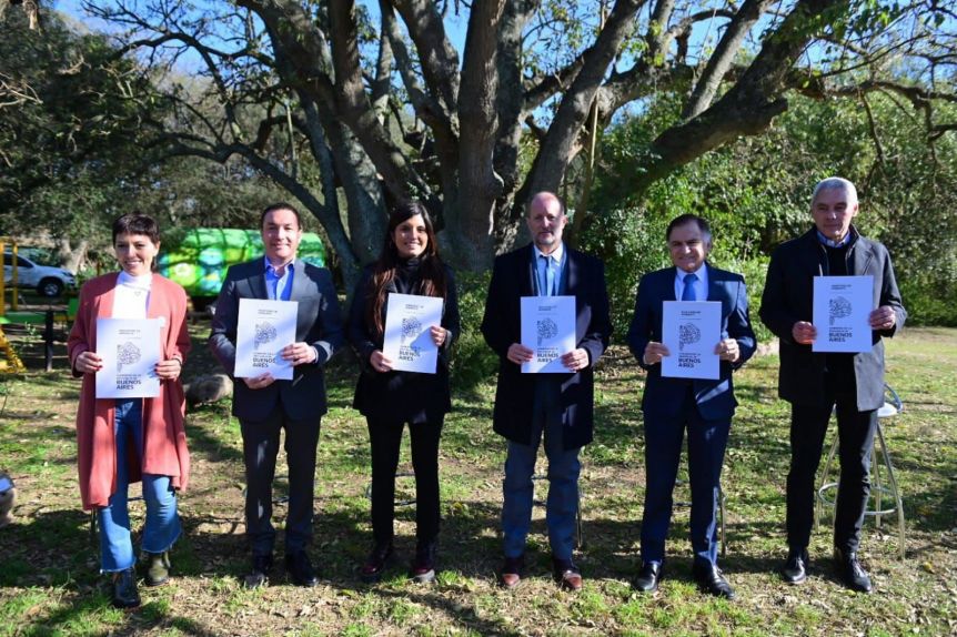 Insaurralde y Vilar participaron de la firma de convenios marco para políticas ambientales en municipios bonaerenses