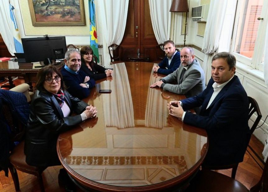 Ley Bapro: Gobierno y gremio retoman la ofensiva con política de pinzas sobre la UCR