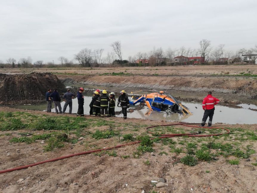 Tigre: un helicóptero con cinco personas a bordo perdió el control y cayó