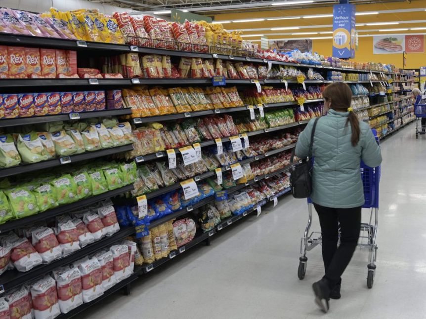 Inflación sin control: almacenes y autoservicios aumentaron sus precios un 5% en la primera quincena de julio