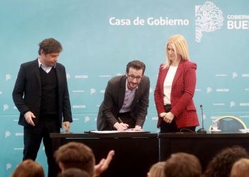 Junto a intendentes oficialistas, Axel Kicillof cruzó con munición gruesa al macrismo