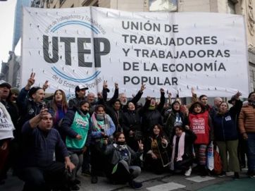 Los movimientos sociales se movilizan y piden más ayuda económica