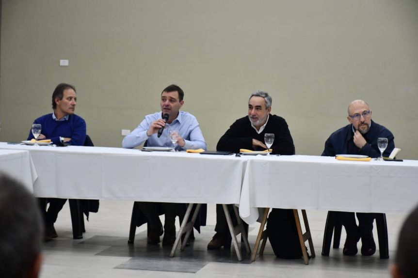 Con la mira puesta en 2023, los alcaldes de la UCR bonaerense debaten en Magdalena