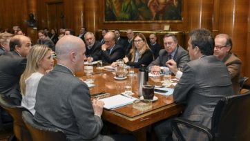 Semana clave para la nueva gestión de economía con el foco en conseguir dólares