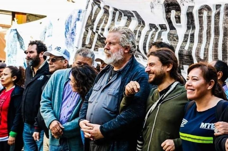 Jornada marcada por fuertes reclamos: paro nacional docente y acampe piquetero en plaza de mayo