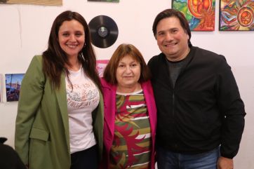 Kubar y Ocaña junto a vecinos de General Rodríguez