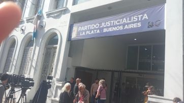 El PJ bonaerense le marca la cancha a la oposición y prepara un congreso en Merlo