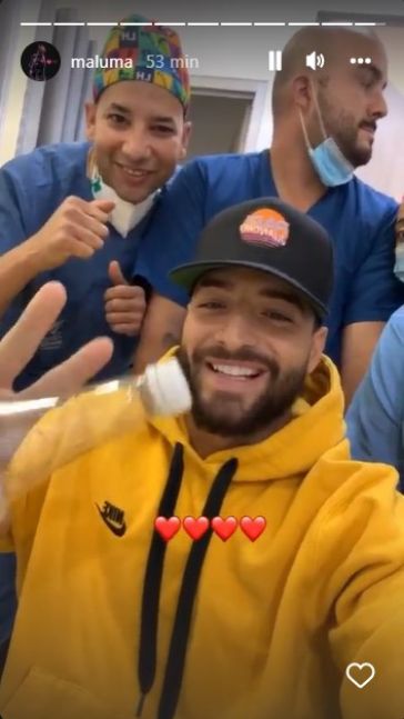 Maluma posteó una foto antes de entrar al quirófano y preocupó a sus fans: Todo estará bien