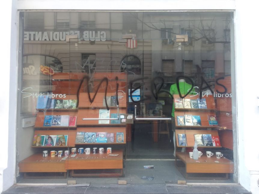 Vandalizaron la sede del PJ de La Plata