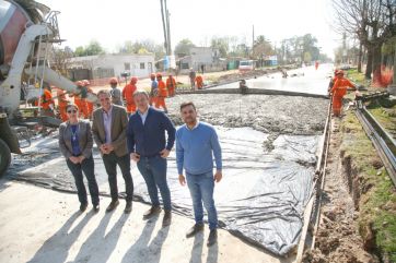 Katopodis, Cascallares, Fabiani y Cantero recorrieron histórica pavimentación