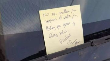 Una embarazada estacionó mal su auto y le dejó un insólito mensaje a los inspectores de tránsito