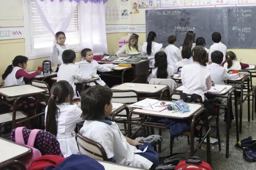 Gremios docentes condicionan la implementación de la hora extra