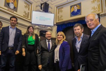 Legisladores radicales se reunieron en el recinto para homenajear a su máximo referente