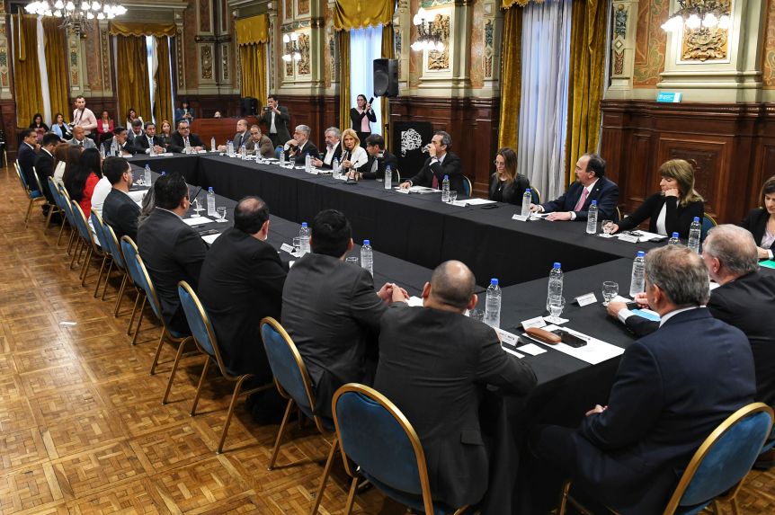 La Provincia, anfitriona de la Primera Cumbre Latinoamericana de Gobernadores