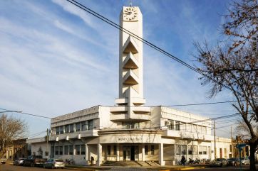 Buscan recuperar la arquitectura de Salamone en el interior bonaerense