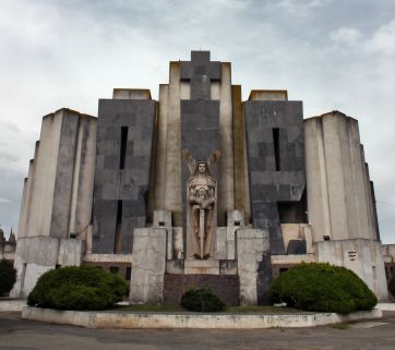 Buscan recuperar la arquitectura de Salamone en el interior bonaerense