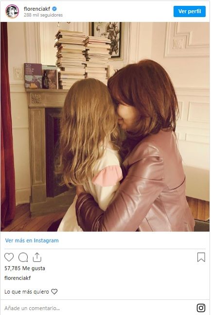 La tierna foto de Cristina Fernández Kirchner con su nieta