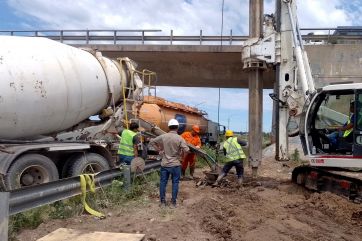 Con la llegada del verano, Provincia mete mano en Ruta 2: seis distritos beneficiados