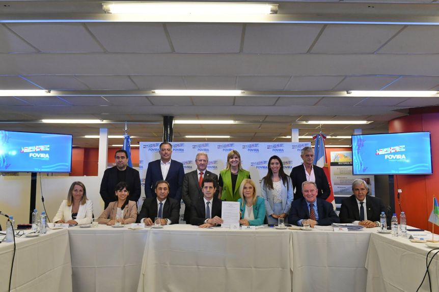 En apoyo a CFK, Magario encabezó la reunión del Foro Permanente de Vicegobernadores