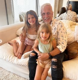 Wanda Nara se reencontró con su padre y le presentó a sus hijas