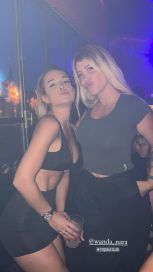 Así fue la salida nocturna de Wanda Nara y Camila Homs