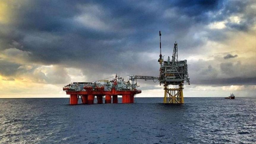 Desde Mar del Plata, Kicillof respaldó la exploración petrolera off shore