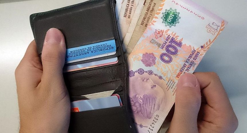 El salario real en pesos sigue ubicándose en los niveles más bajos de la última década