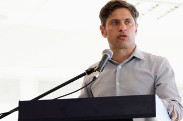 Kicillof suma clamores para su reelección desde la Quinta: 