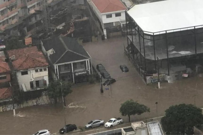 Inundaciones y derrumbes en Brasil: 54 muertos y más de 4000 de evacuados