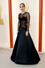 Los looks de las estrellas en la alfombra roja de los Premios Oscar 2023