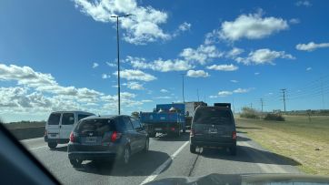 Protesta de la izquierda genera caos en la autopista La Plata-Buenos Aires