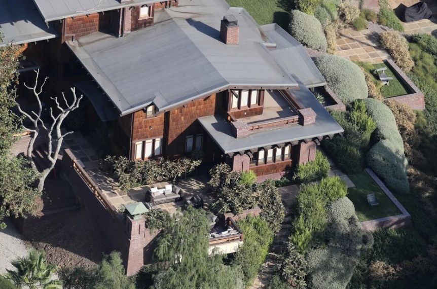 Brad Pitt vendió su mansión por una impresionante cifra millonaria