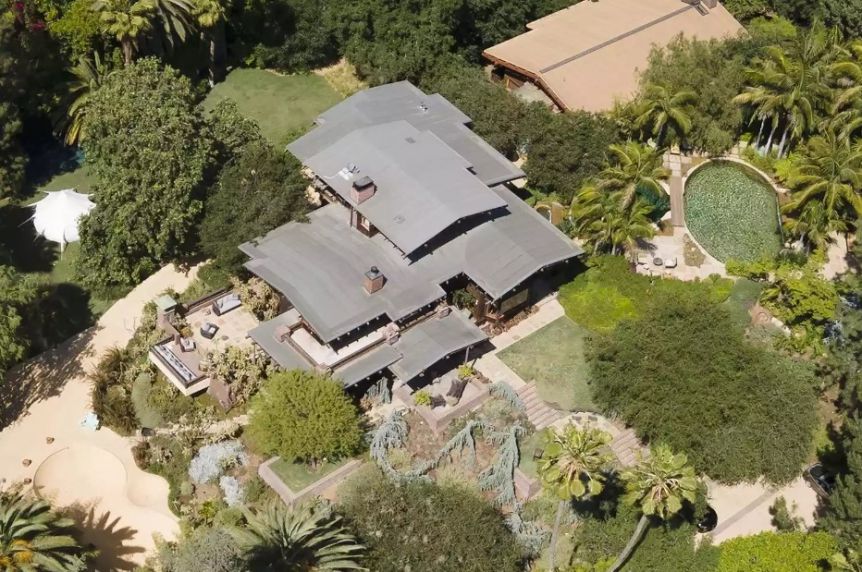 Brad Pitt vendió su mansión por una impresionante cifra millonaria