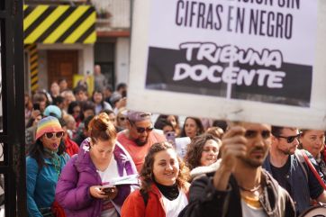 Disidentes de Suteba tomaron Educación y el ministro suspendió una conferencia