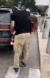 El emotivo reencuentro de Wanda Nara con sus hijas y el distante gesto con Icardi