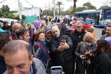 Lejos de la rosca por candidaturas, oficialismo y oposición continuaron su campaña en la Provincia