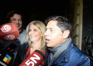 Fumaron la pipa de la paz y Kicillof seguirá con Magario como compañera de fórmula