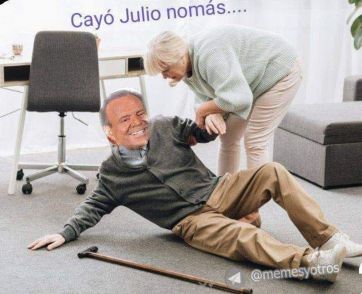 Como ya es costumbre, con la llegada del nuevo mes, los mejores memes de Julio Iglesias no tardaron en aparecer