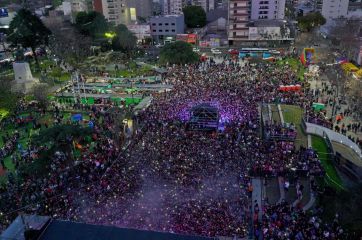 Otermín participó de los festejos por los 162 años de Lomas