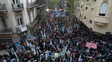CFK: 