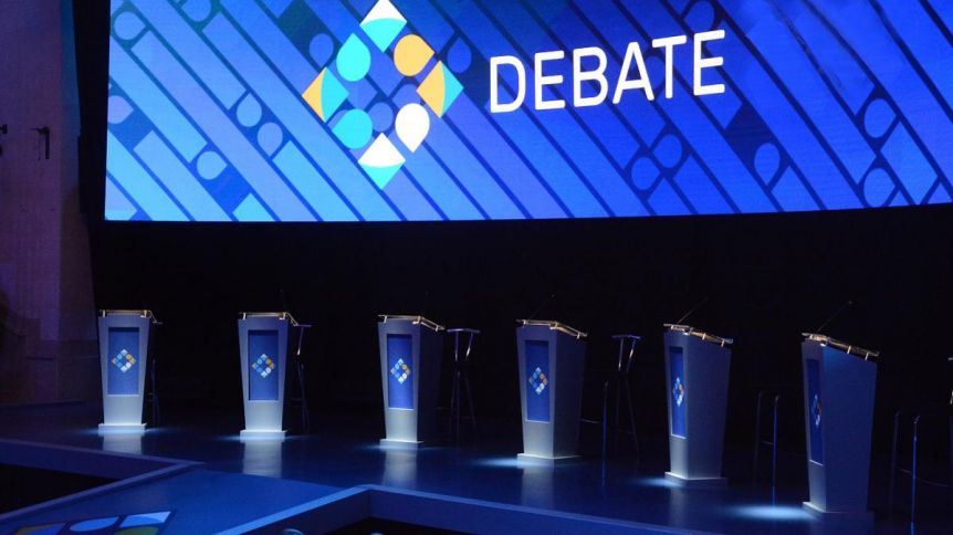 Muchas chicanas, pocas propuestas: todo lo que dejó el primer debate presidencial