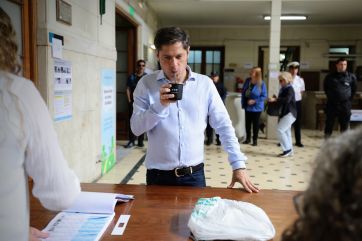 Kicillof con pies de plomo: la hoja de ruta para plantársele a Milei y reordenar el gabinete