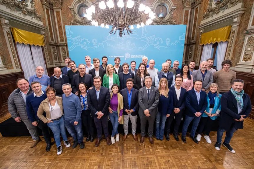 Kicillof prepara la trinchera y convoca a los intendentes peronistas ante la llegada de Milei