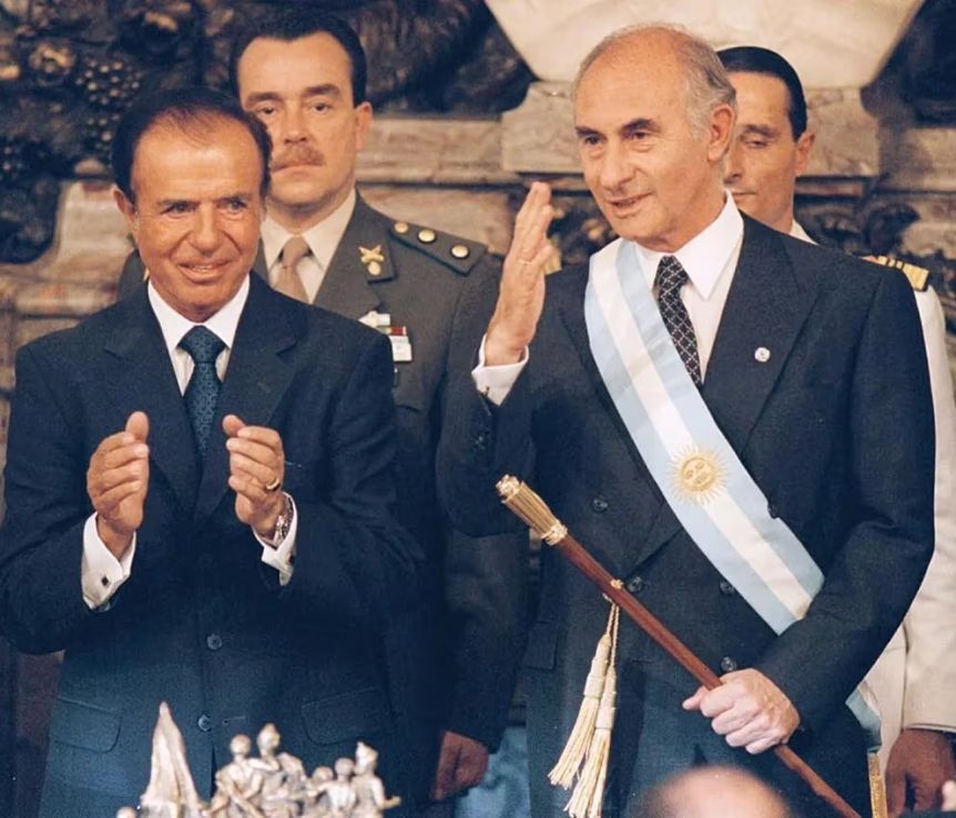 De Alfonsín a Milei: pedidos y curiosidades de los bastones presidenciales