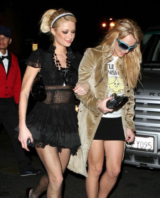 Paris Hilton compartió un explosivo álbum de fotos junto a Britney Spears por su cumpleaños