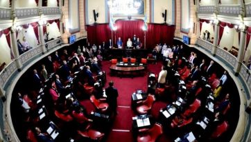 Doble sesión a la vista: diputados y senadores tratarán leyes claves para el 2024