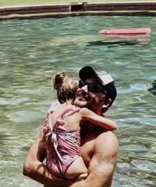 El emotivo posteo que Benjamín Vicuña le dedicó a su hija Magnolia por su cumpleaños: “El tiempo no corre...