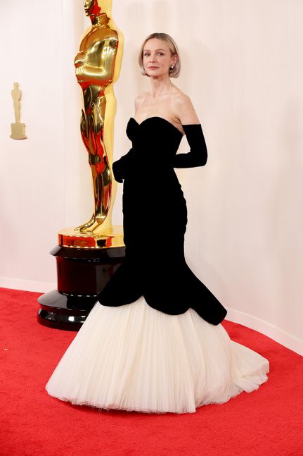 Desde Margot Robbie hasta Ariana Grande: los looks que se llevaron las miradas en los Oscar