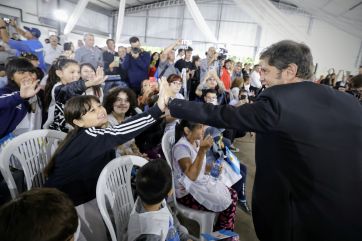 Kicillof puso la cara por las universidades y fustigó la propuesta de los vouchers